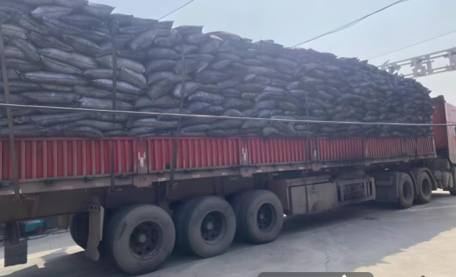 <a href=http://www.tlxpmc.com/zzhxt/ target=_blank class=infotextkey>柱狀活性炭</a>，廢氣活性炭發(fā)車